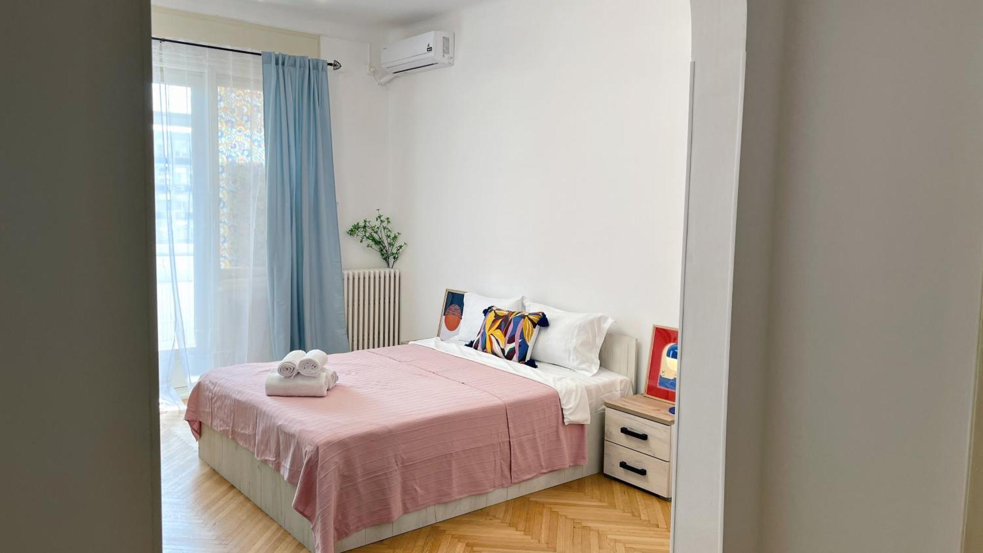 Pinkfluid - Charming Studio In Prime Location Bucharest Exterior photo