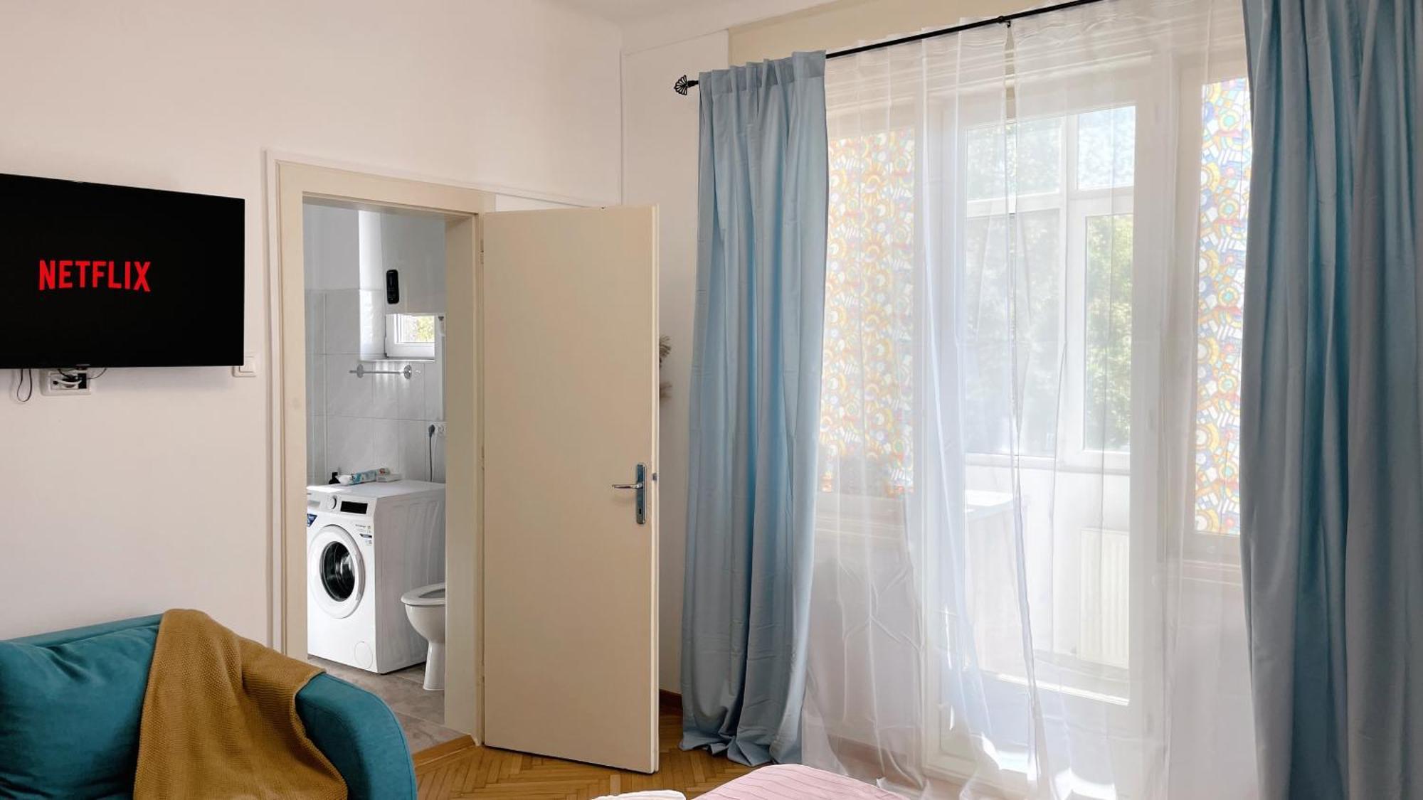Pinkfluid - Charming Studio In Prime Location Bucharest Exterior photo